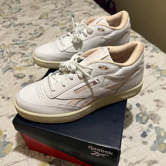 White Reebok Club C Mid ll Revenge Shoes - Picture 1 of 4